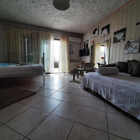 Studio Apartments Fancy 2 Rijeka Luaran gambar